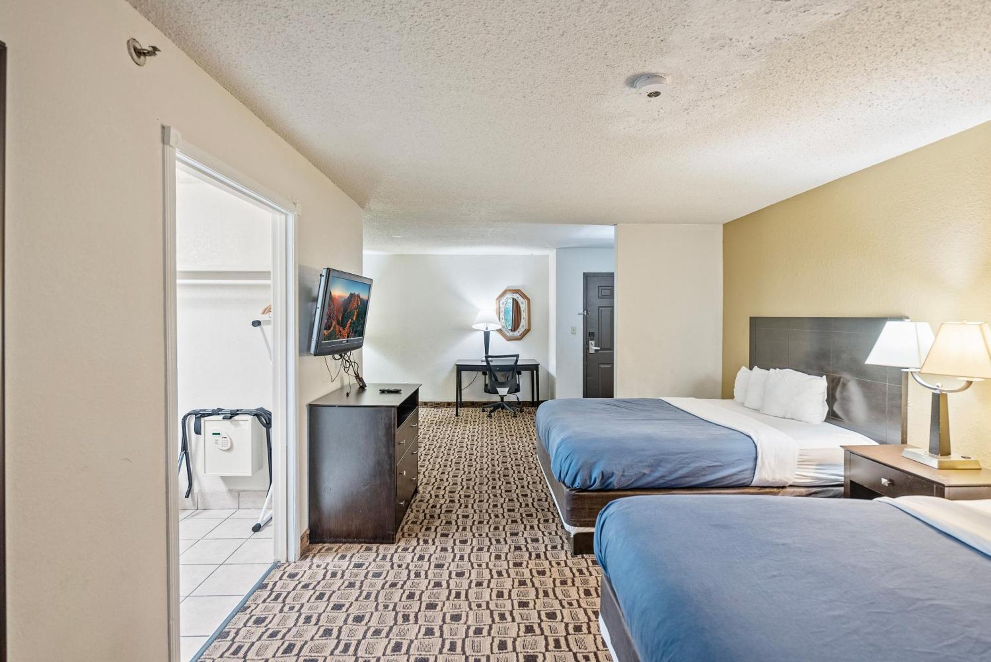 Coratel West Airport 3* Wichita