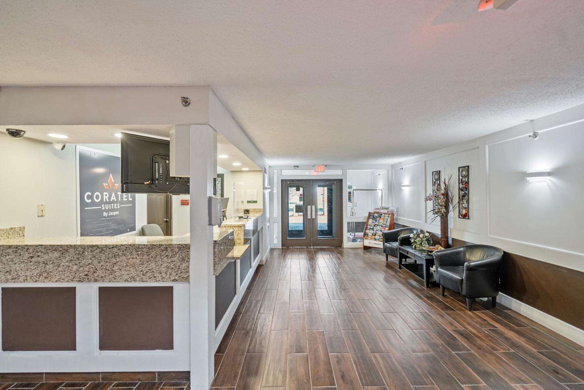 Coratel West Airport Hotel