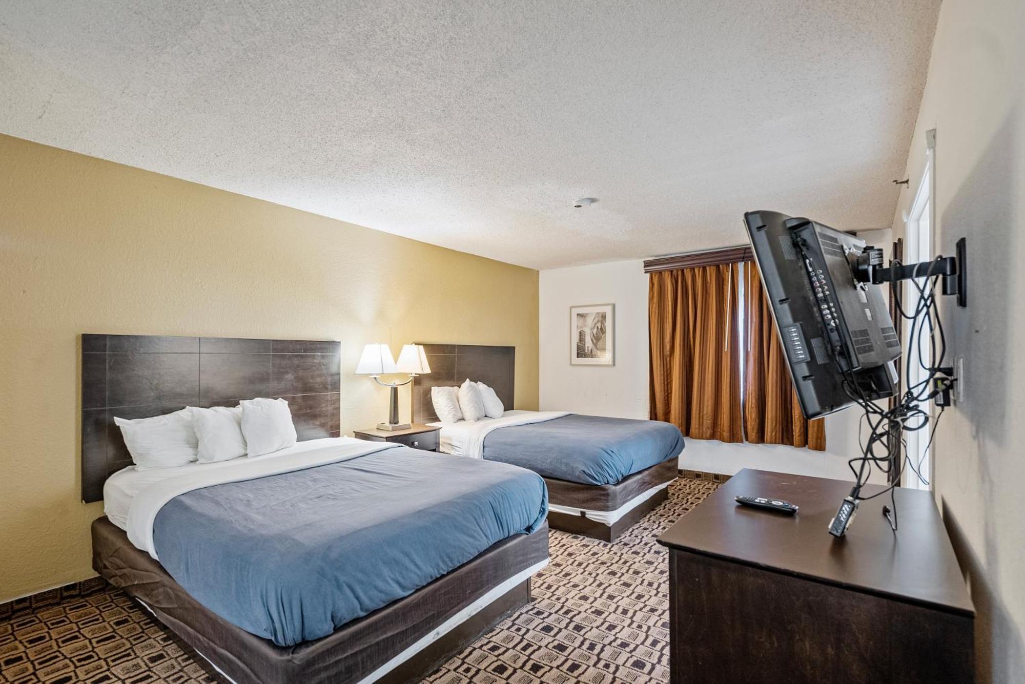 Coratel West Airport Hotel